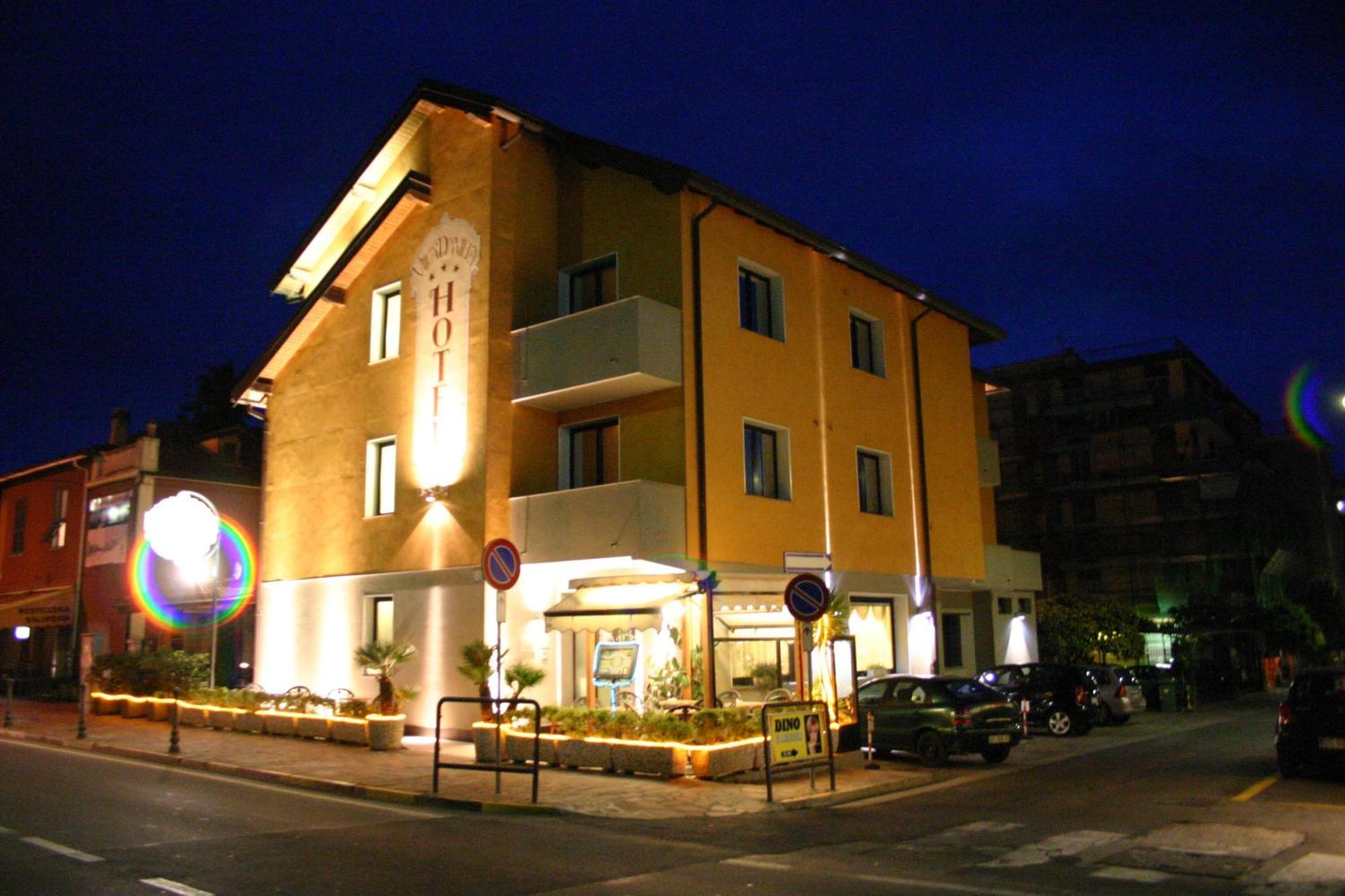 New Automatic Villa Daniela San Bartolomeo Al Mare Eksteriør billede